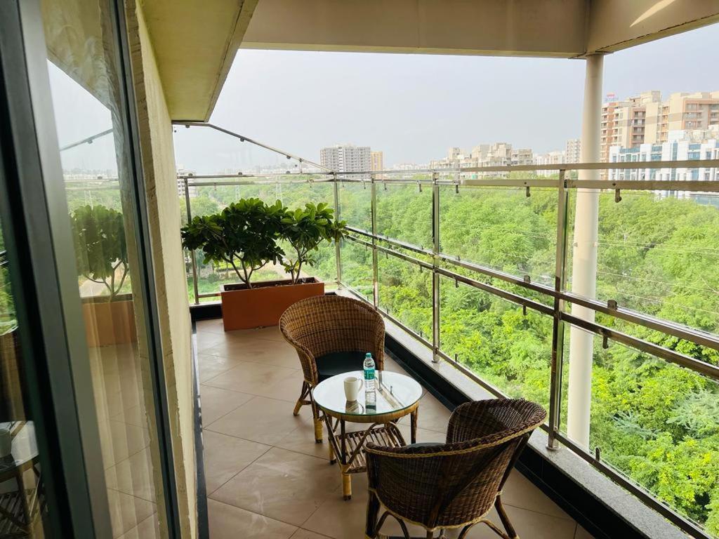 גנדהינאגר The Lemon Grass Hotel מראה חיצוני תמונה