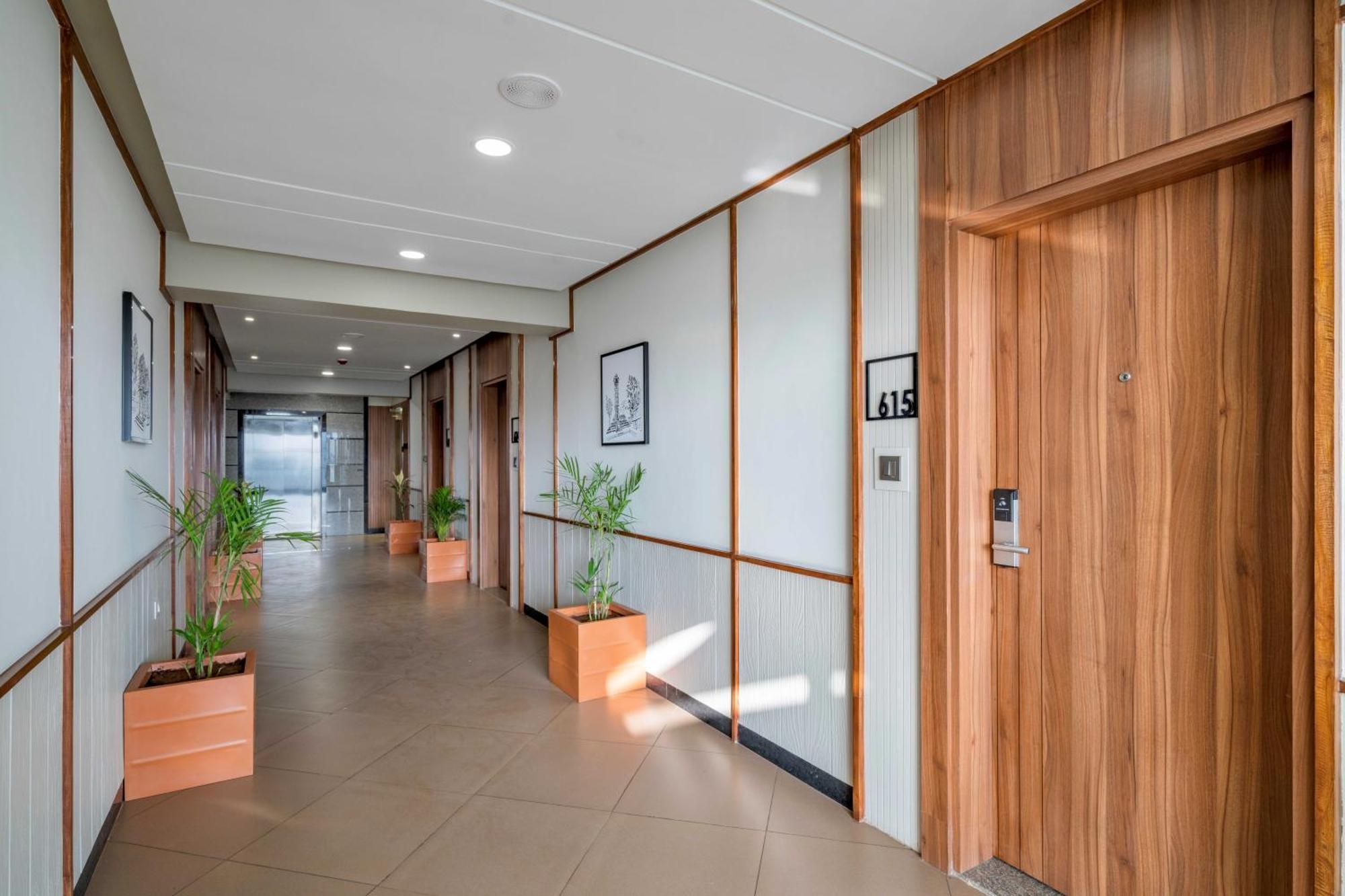 גנדהינאגר The Lemon Grass Hotel מראה חיצוני תמונה